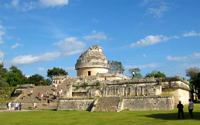 https://lakberendezde.blogcdn.p3k.hu/files/2015/02/chichenitza2.jpg